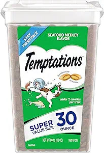 Temptations Classic Crunchy and Soft Cat Treats Seafood Medley Flavor, 30 oz. Tub